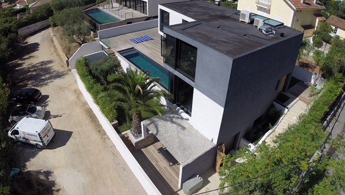 aménagement jardin contemporain à Bandol terrasse bois ipé paysagiste var extérieur villa